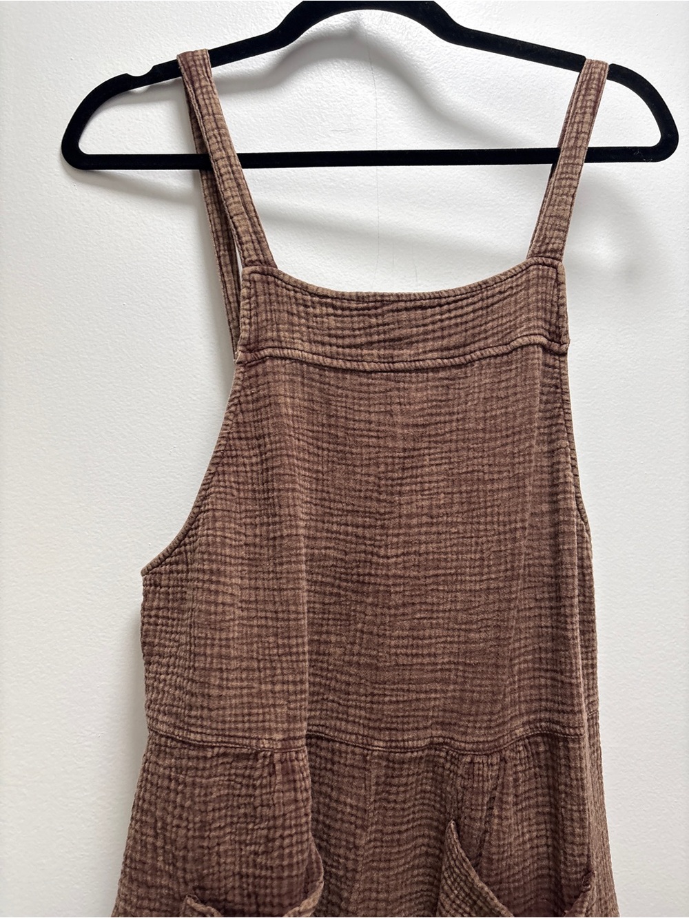 Brown Textured Wide-Leg Romper w/ Front Pockets -  M - minimalist cabin autumnal